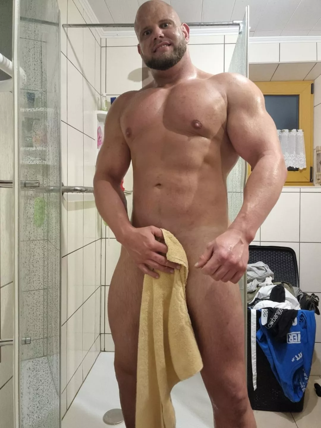 nice weekend 🙂 posted by Wrong-Engineering-74