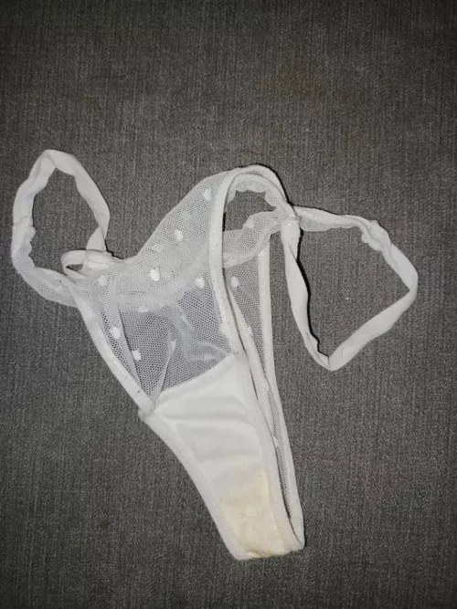 Nice white thong by Bigwazza12