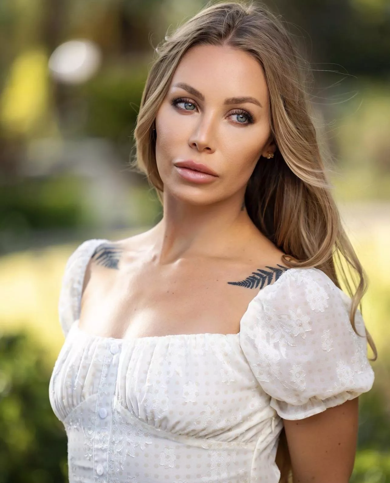 Nicole Aniston posted by ashfisco