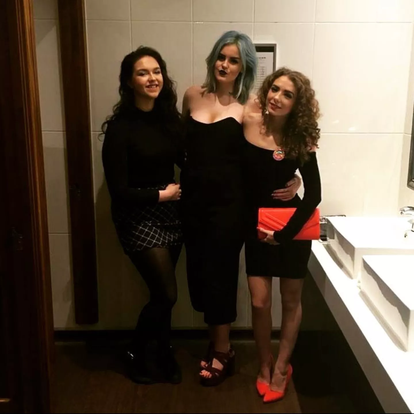 night out posted by CarrySpecialist3958