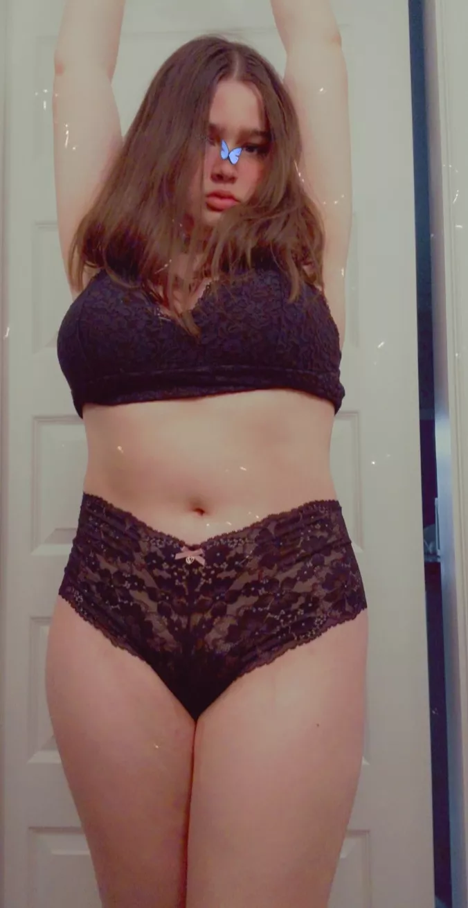 nightly post here posted by Starmoe_idb