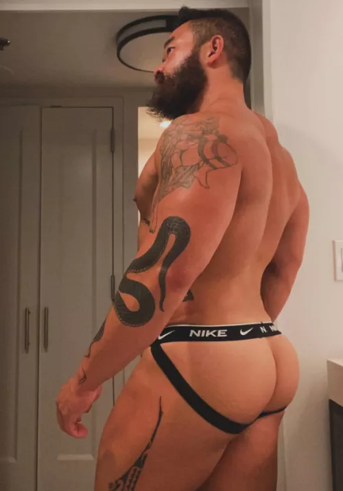 nike by peludoporfavor