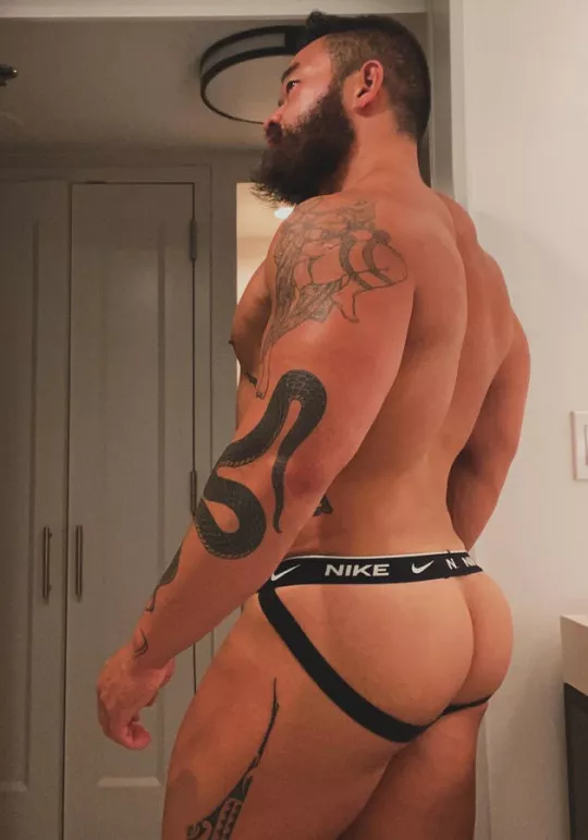 nike posted by peludoporfavor