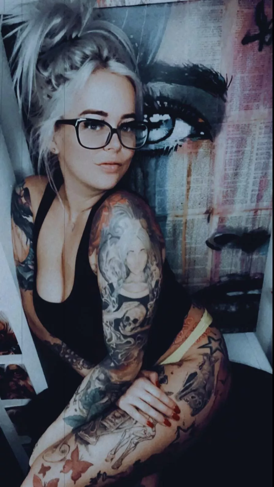 Nikki N9ne (@nikkinikkin9nedoors) [instagram] posted by Nikkinikkin9nedoors