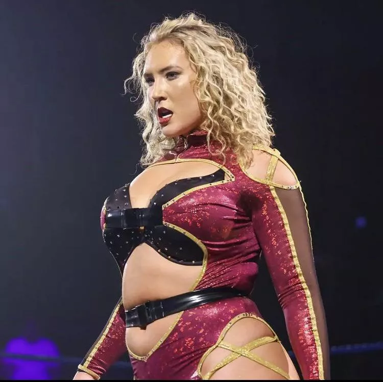 Nikkita Lyons. 🥵 posted by VELVET_THUNDER____