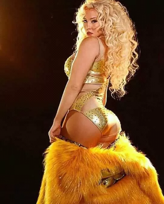 Nikkita lyons posted by papapa79