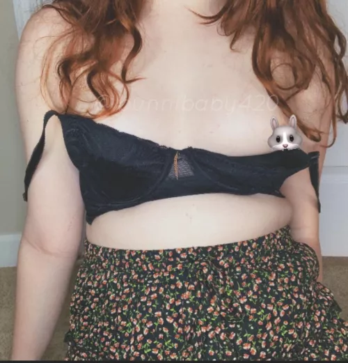 nip slip 🐰 by Twinkle-Toez-