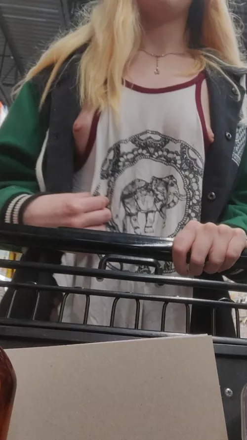 nipples :) by MikomiKujo