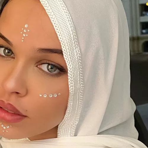 Nisrina Sbia [2022-03-21] by LawnOfTheRay