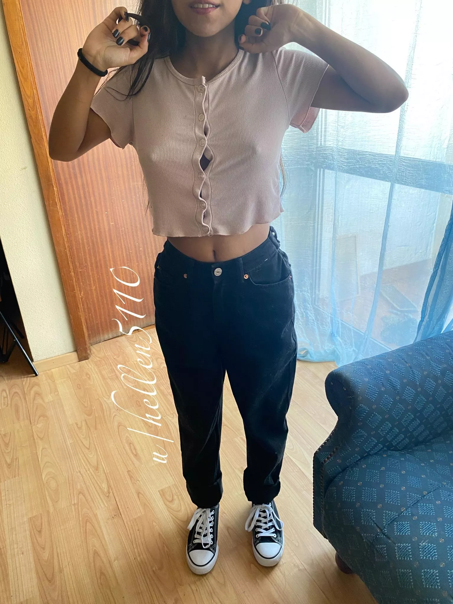 No bra intended posted by hellen5110