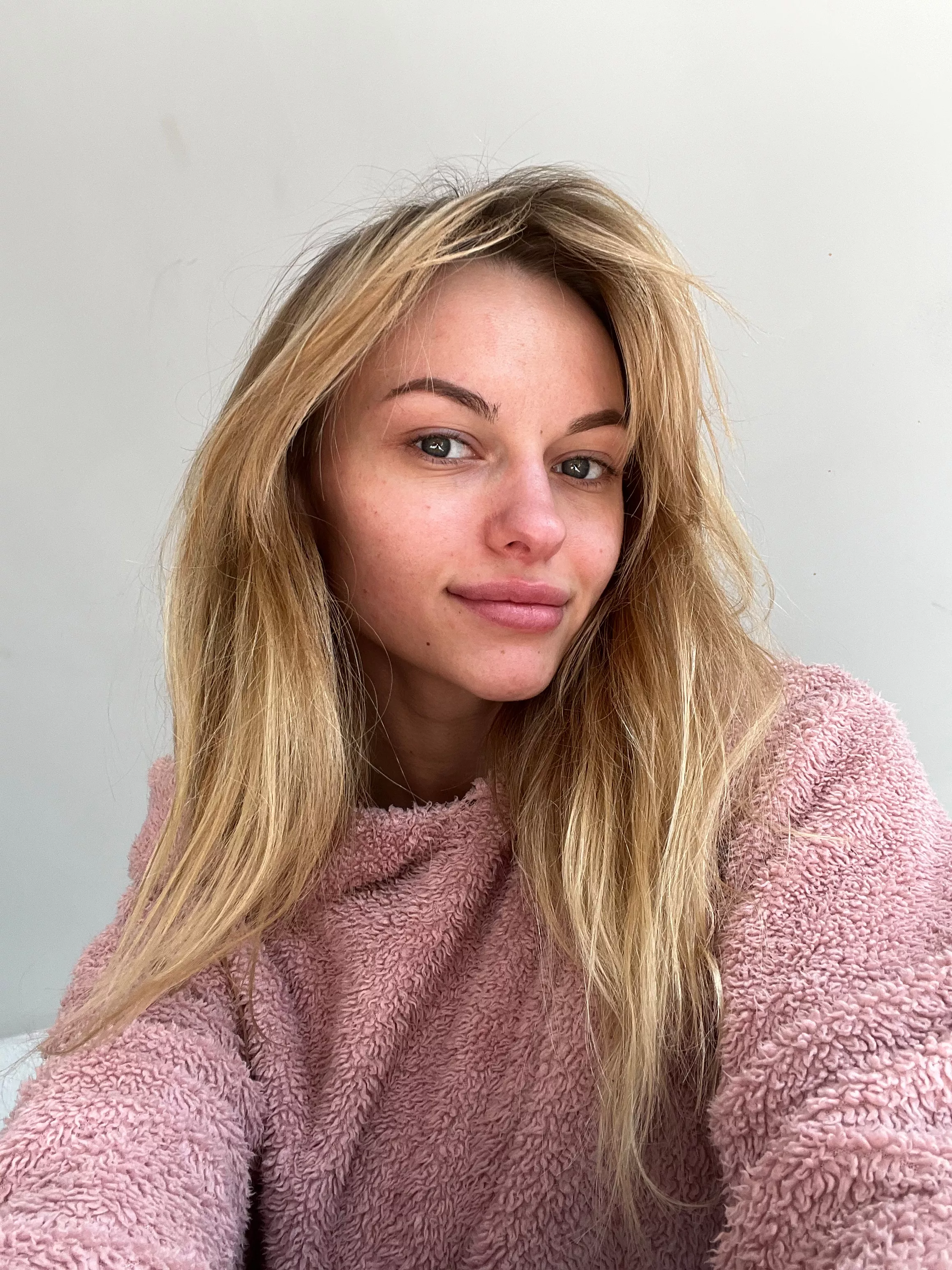 No bra underneath today😈 posted by Jasmina127