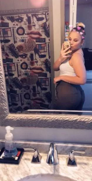 no caption.. posted by curemelite