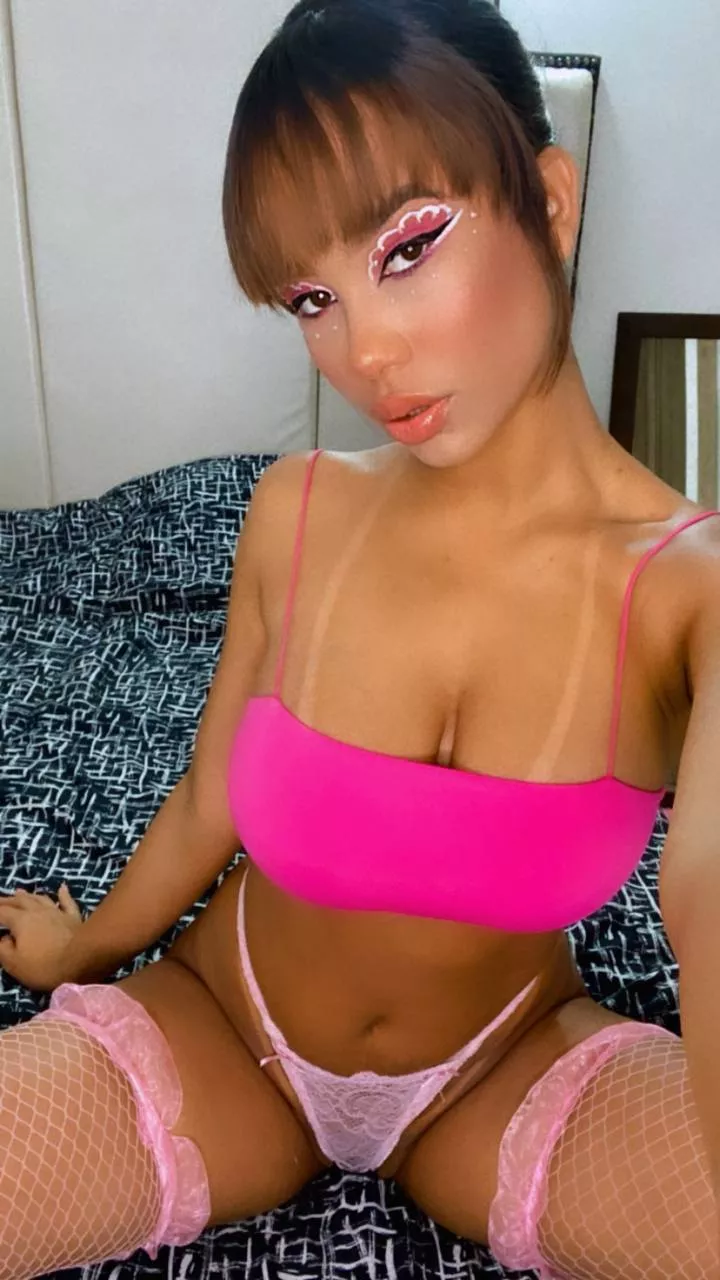 No clever title, just wanted to share my figure with you posted by JulianMcdonaldio