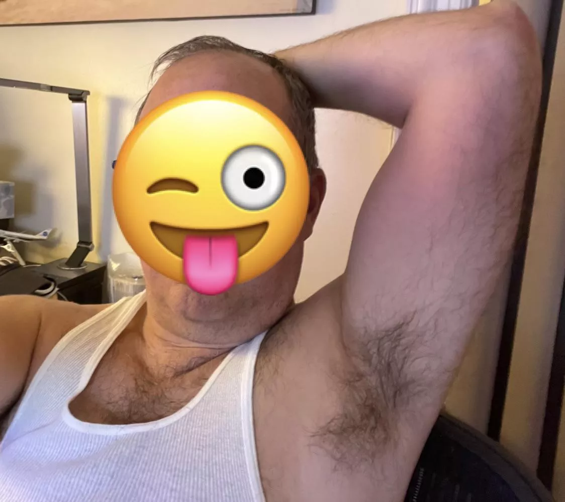 No deodorant here. posted by ParisNewspaper1789