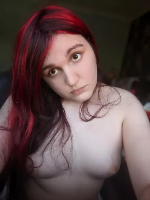 No make-up and thicc but hopefully ya'll won't mind >< by lady_haybear