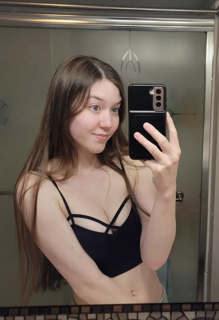 No makeup, do you still think I'm pretty? by jade_love_12345