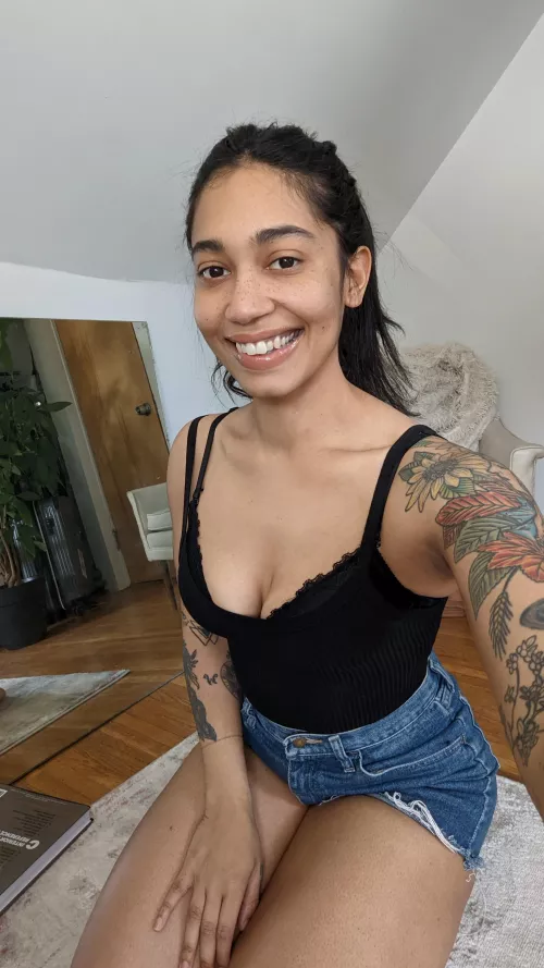 No makeup! Would you still fuck? by TarooRooot