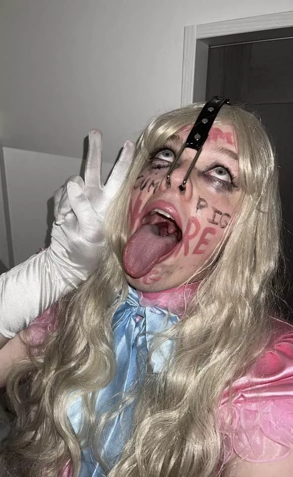 No matter how many times I try to quit I keep cumming back posted by SissyCumPigBrandiNyx