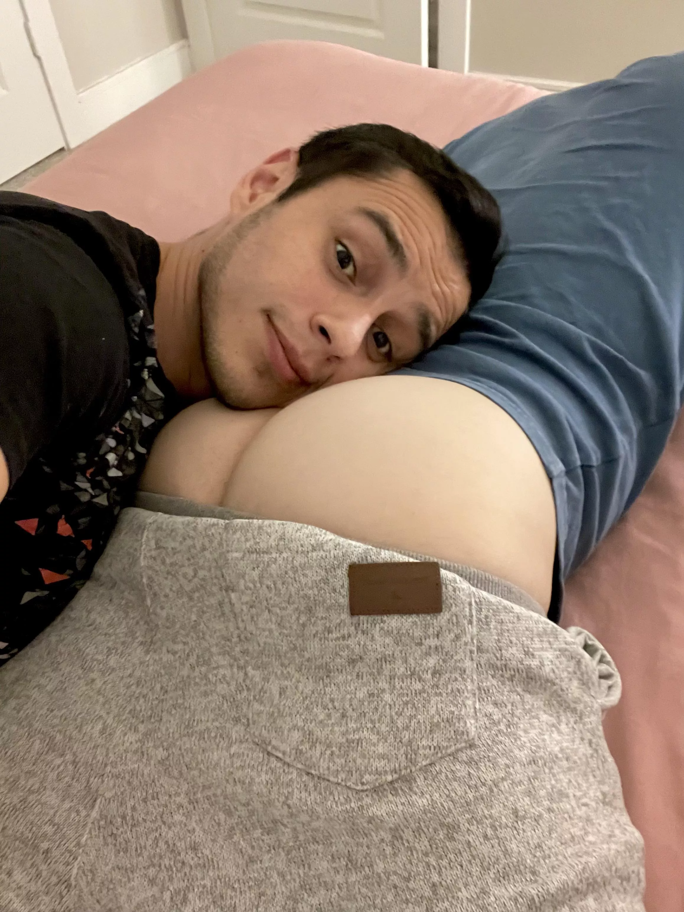 No pillow? No problem 😁 posted by Cu_r_tis