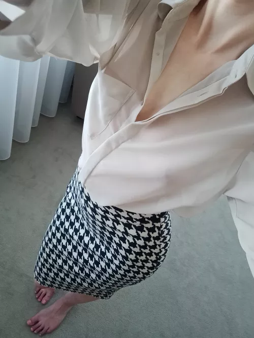 No shoes, no bra ;) by adacarter