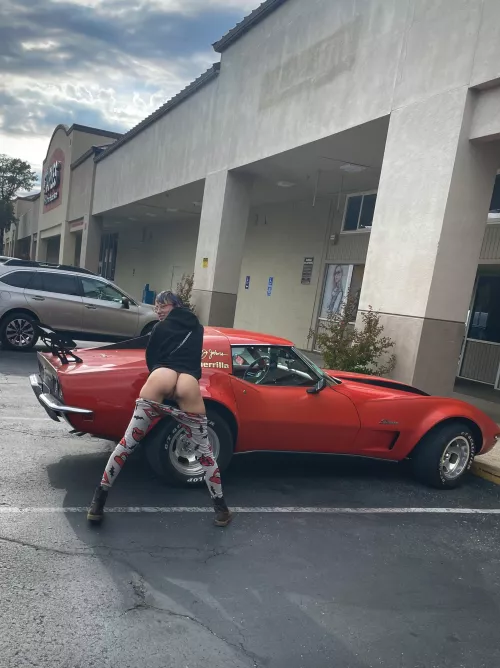 Nobody here knows what PUBLIC means lmfao by Mamimilkers_