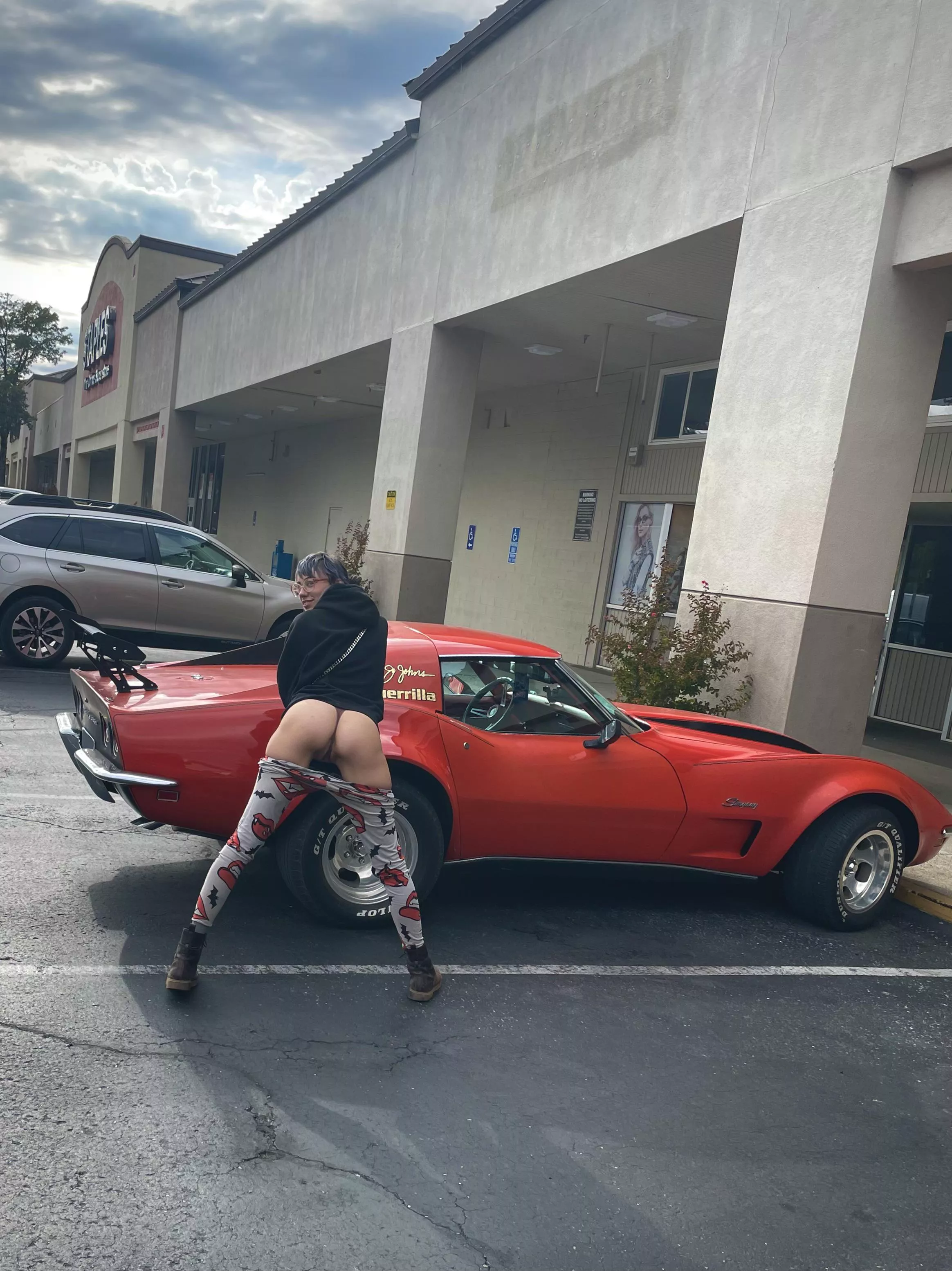 Nobody here knows what PUBLIC means lmfao posted by Mamimilkers_