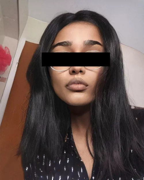 Nobody in my family knows what pathetic slut I'm. by kneelingkatya