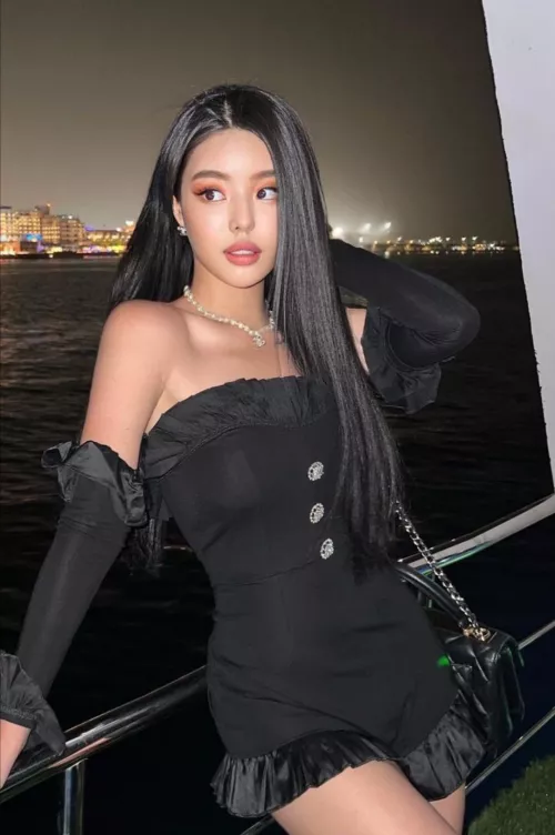 Noirvelous 🖤🖤🖤 by brownsoul85