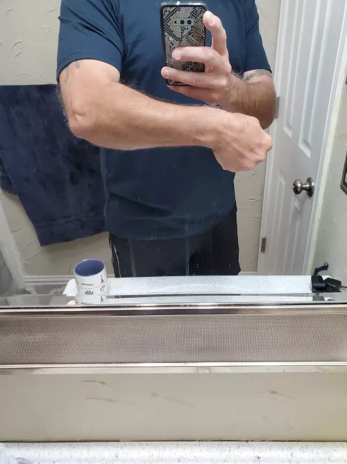 not much of a weightlifter but here it is by dean7276_