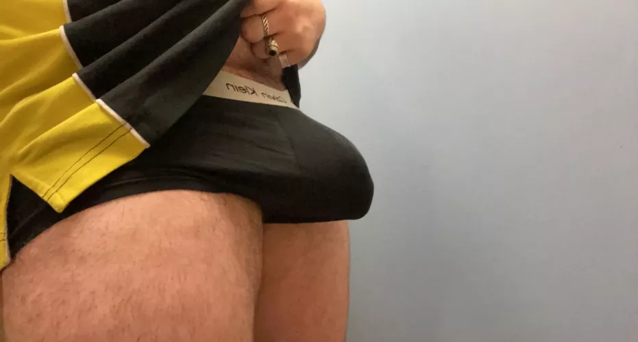 Not sure the briefs are coping too well by DaKing_1274