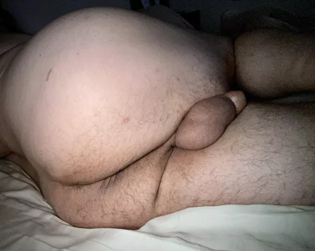 Not the furriest but it’s still a man ass. by mytaintwastoight