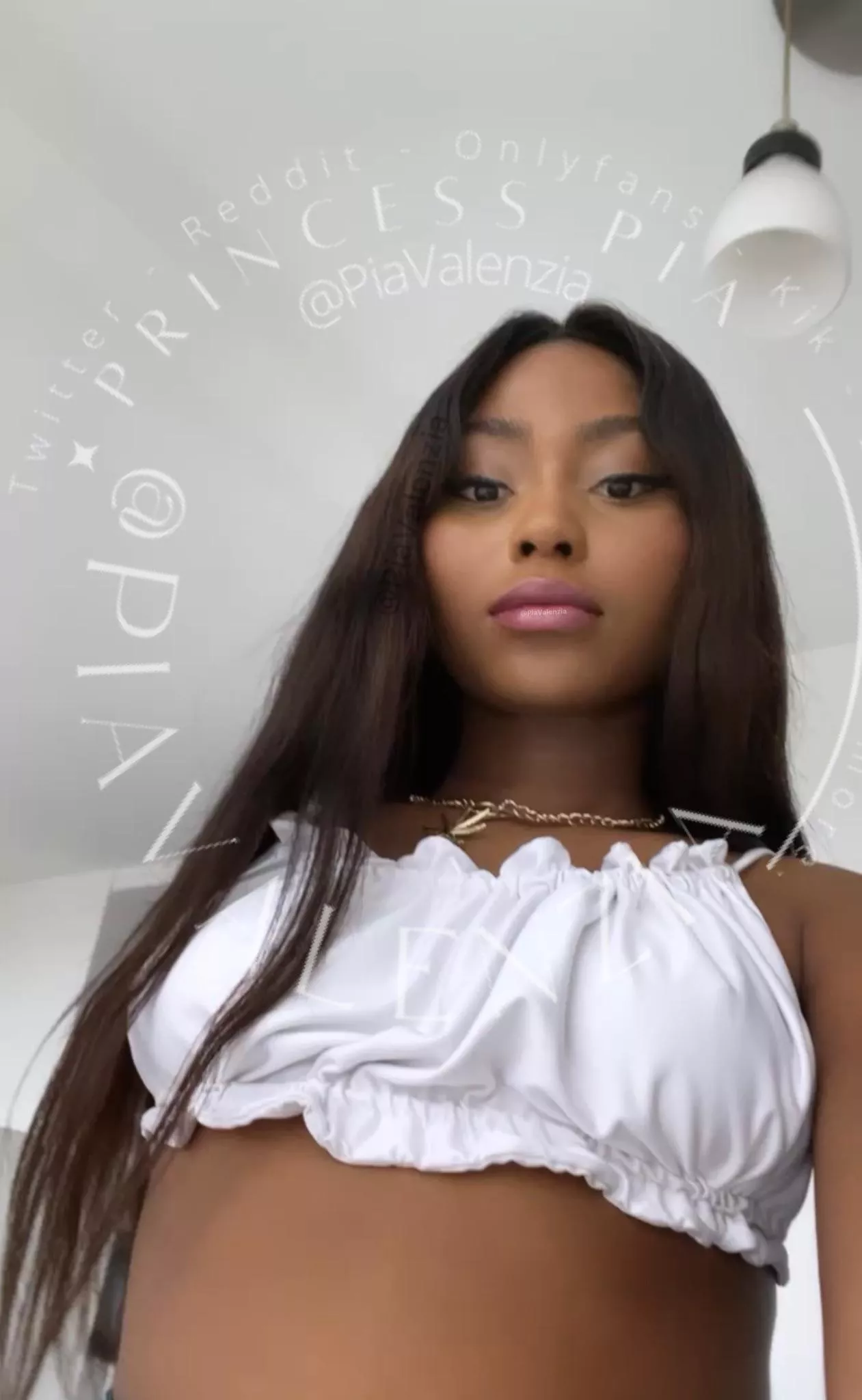 Nothing feels better than submitting to a young, bratty and dominant latina💋[domme][oc] posted by PiaValenzia