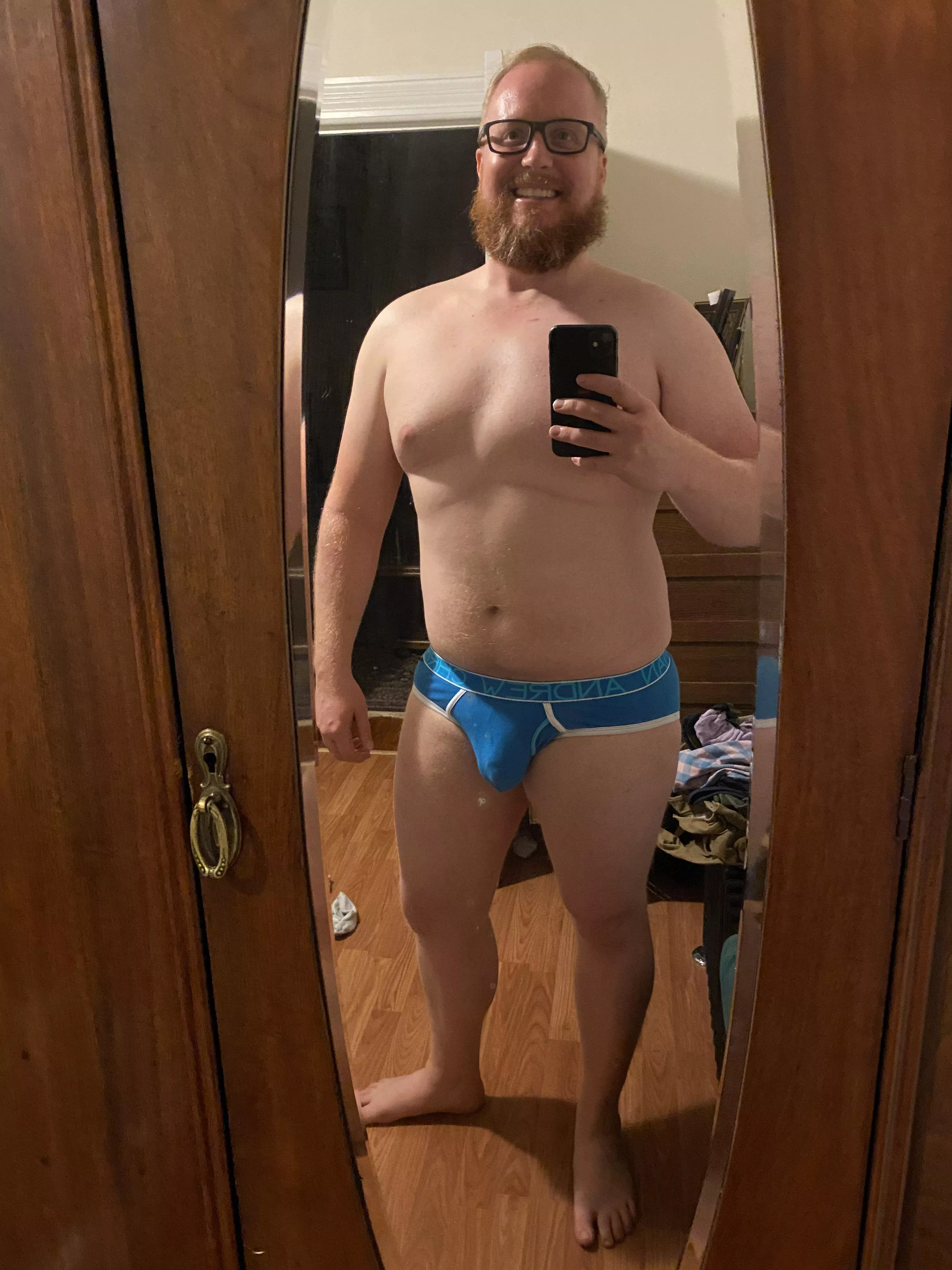 Nothing like taking a pic before bed (32) posted by gingertankct0513