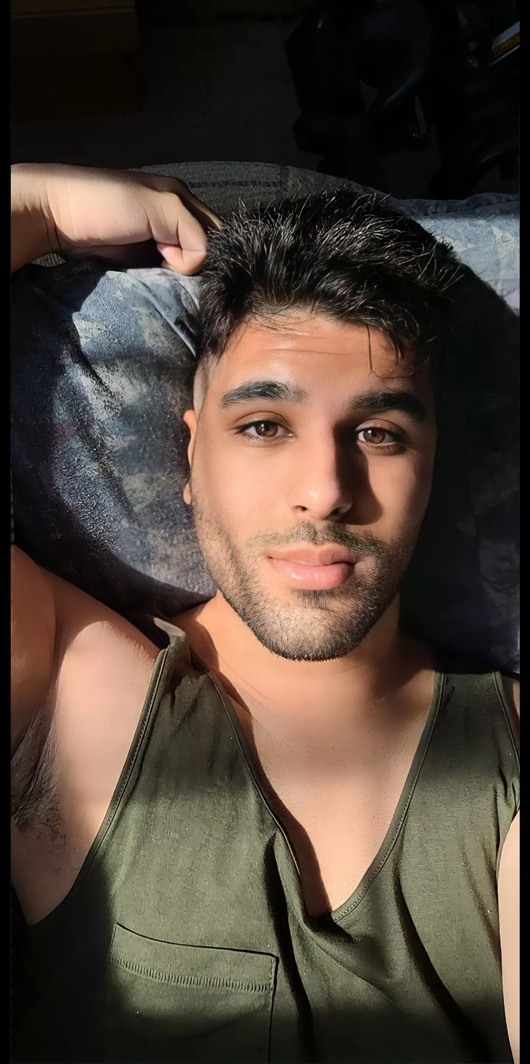 Now accepting cuddle buddy applications🥰 posted by daymonjassal99