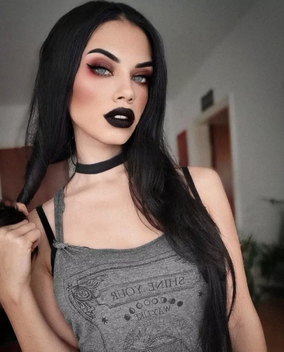 @noxiouslair posted by gooningaccount