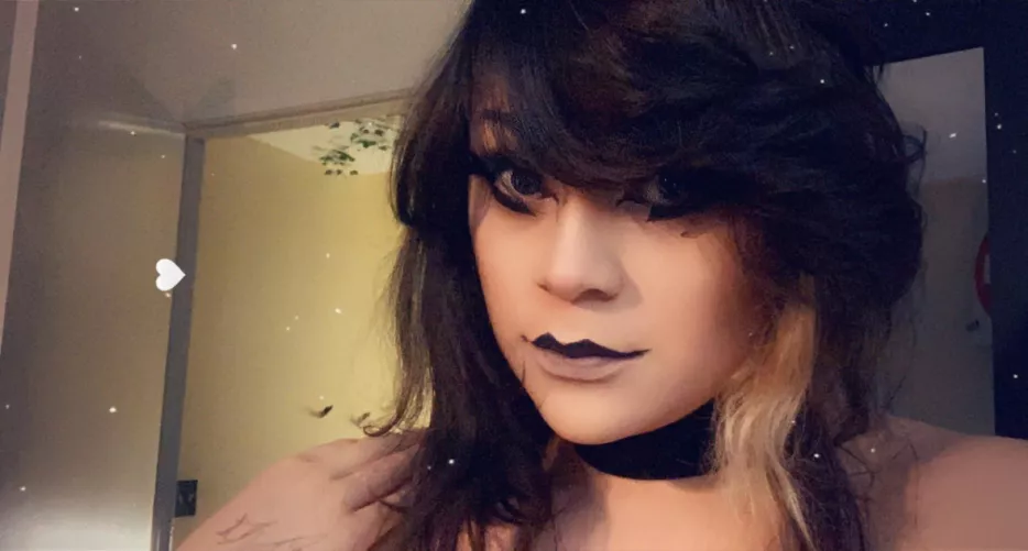 Nut to me or any of my other pictures by Gothtranexhib