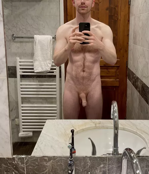 Obligatory holiday hotel picture. Hope you all have a great start to your week! by Humble__Banana