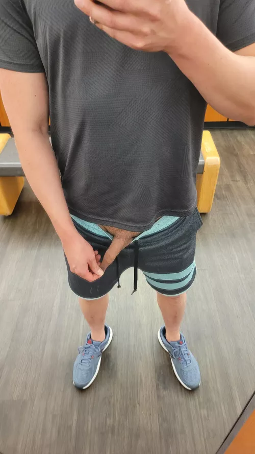 obligatory horny, after-exercise shot by andersenisnotmyname