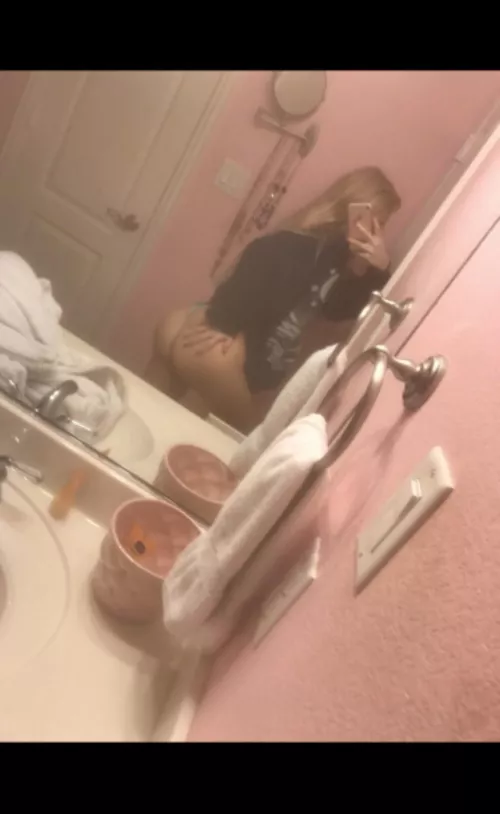 [oc] be a good little bitch boy and I might let you worship my ass by jasminerose-6