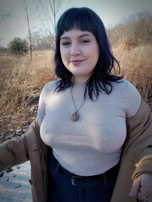 [OC] my delicious [F]26 sub wife ALWAYS looks better braless by darlingnikki96_owner