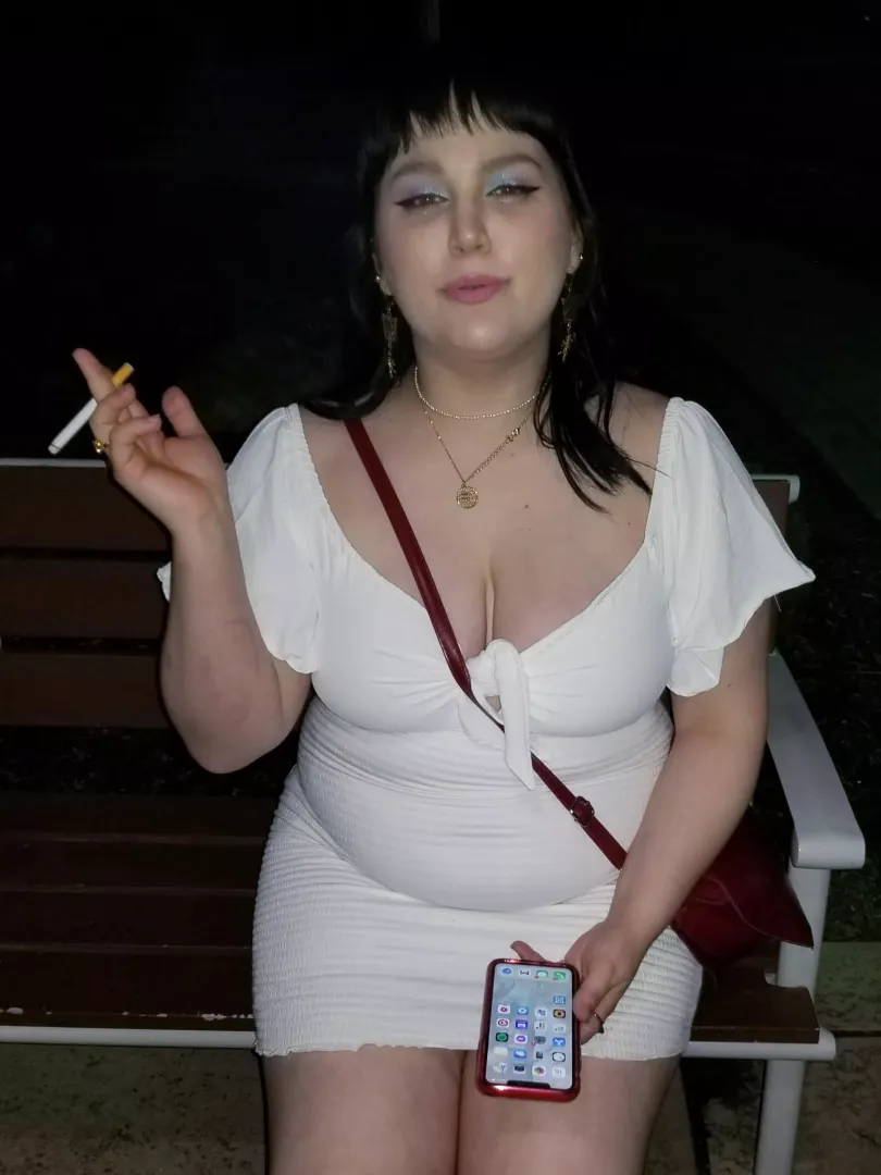 [OC] we're glad everyone is enjoying these smoking shots of my delicious [F]26 wife! More to cum posted by darlingnikki96_owner