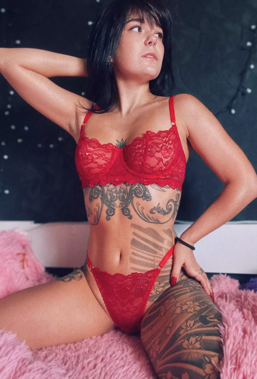 [OC] Worship me good coz I'm your queen 😈 posted by LilithQueenOfPain