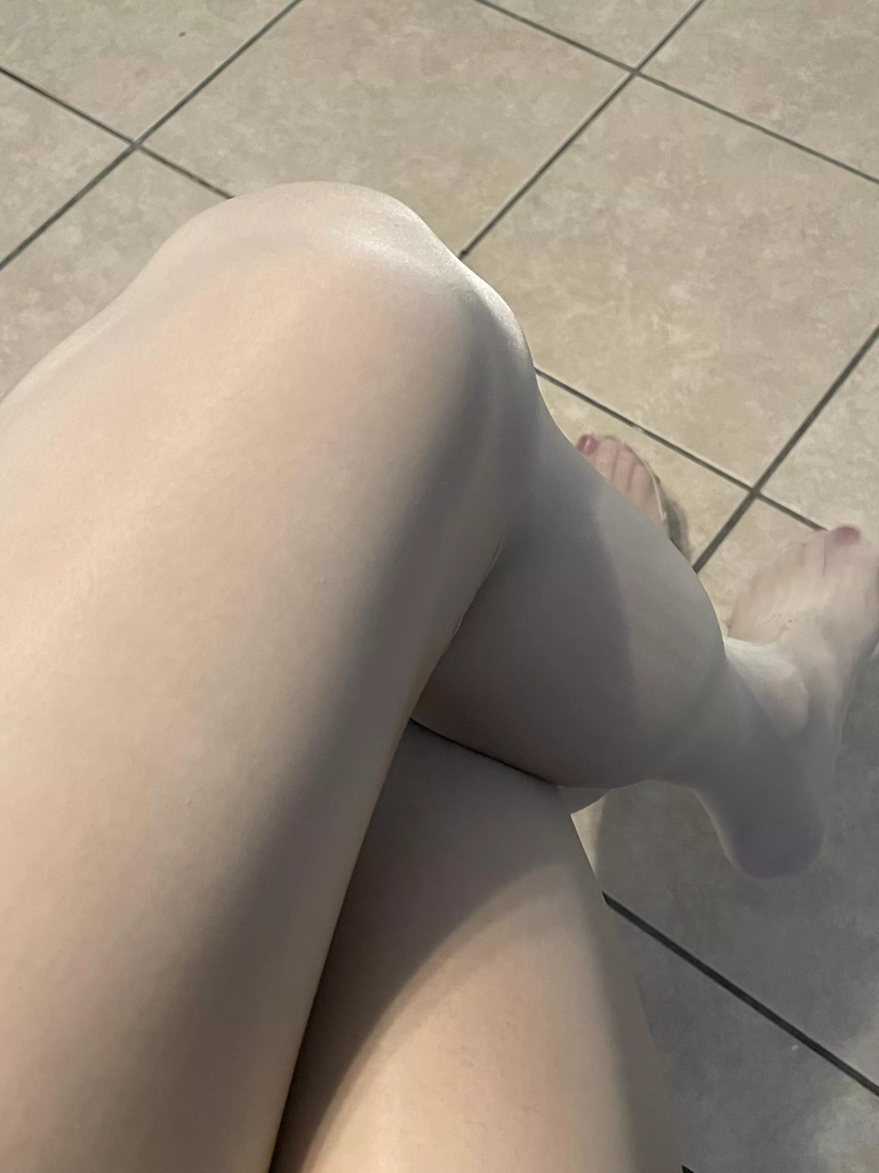 Off day today. What to do? 🤔 posted by slutterino