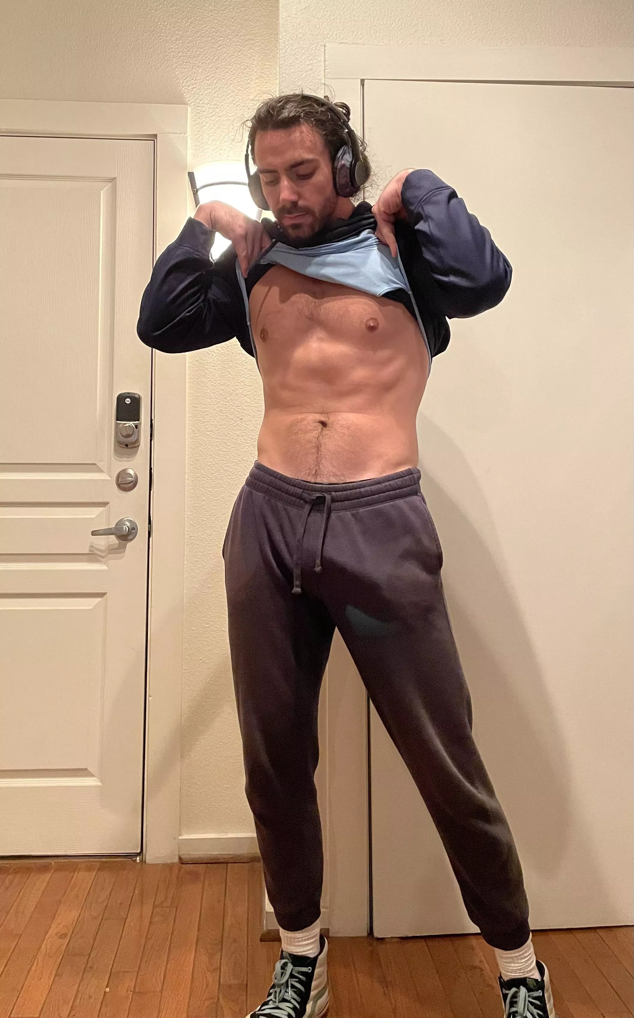 Off to the gym, who has my spot? 🤍 posted by TotallyCameron