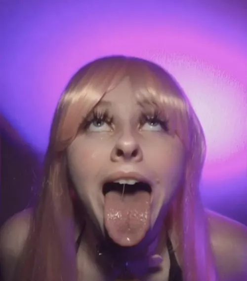 oh daddy! I'm waiting for you by imacutecreature_