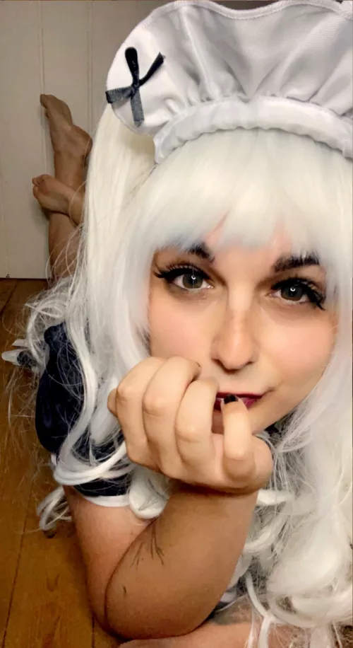 oh, hello there~ sorry if I'm staring at you for so long but I can't look away you're too cute!😍May we have a chat?🥺 by Eve_qtpie