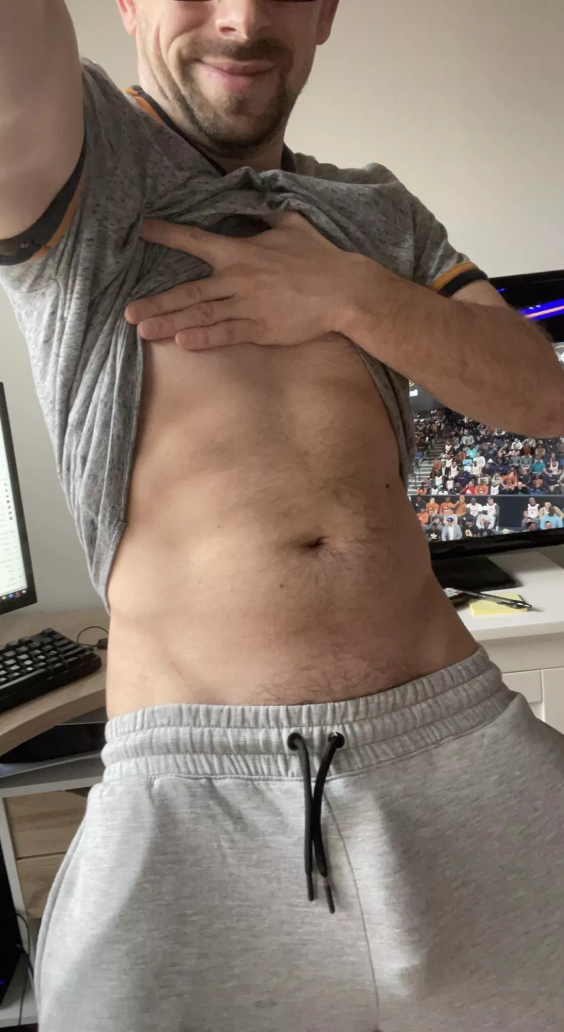 Oh hi posted by Morethanjustaniceguy