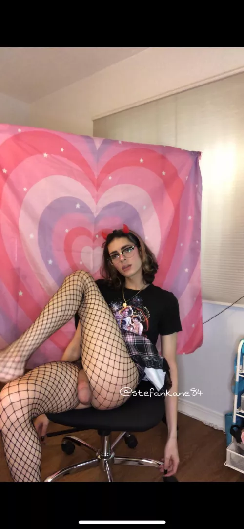 Oh hi, this is my application to be your fuckdoll? by Stefankane840