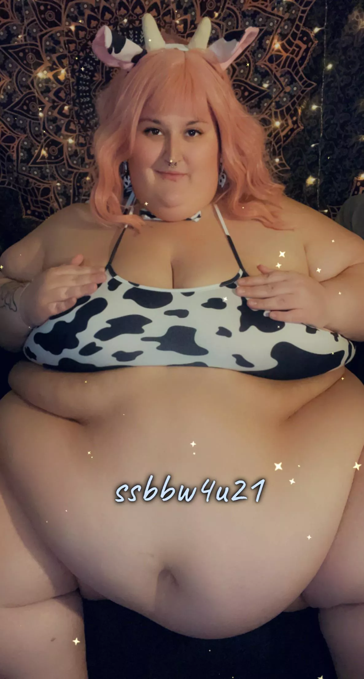 Oh hi, would you like to milk this cow? 🐮🥛 posted by ssbbw4u21