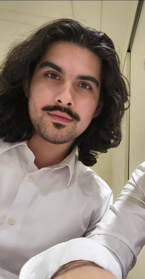 Oh I do love a good wedding! Let's hope it lasts longer than my sims one by Safiibox